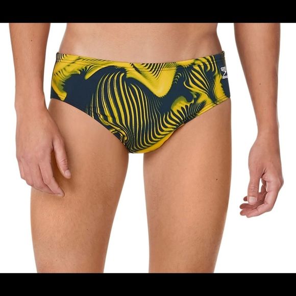 CLEARANCE!! Solid Endurance Brief Swimsuit. Size 32. NWT. #13 - Picture 1 of 9